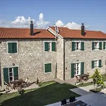Gostinjska kuća Pansion Skelin