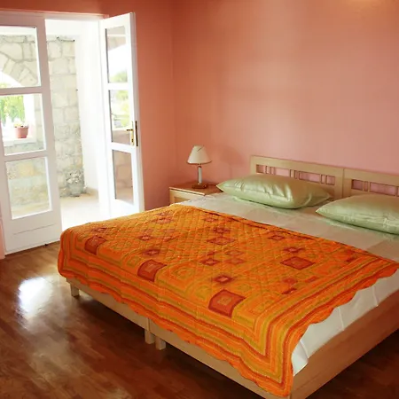 Gostinjska kuća Pansion Skelin 3*