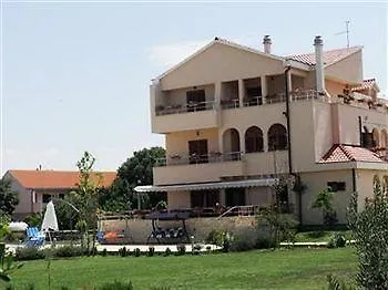 Pansion Skelin Guest house 3*