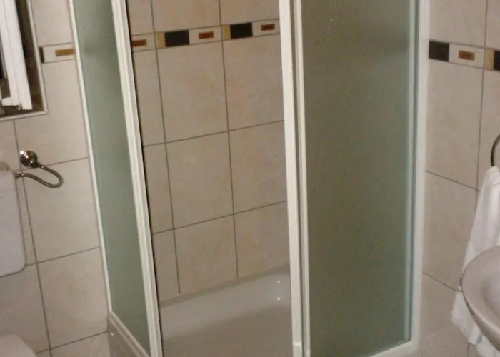 斯凯林旅馆 3* Drinovci