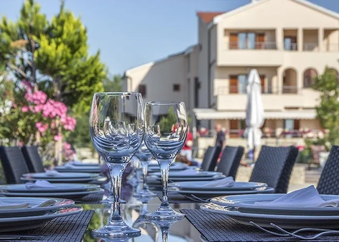 Pansion Skelin 3* Drinovci