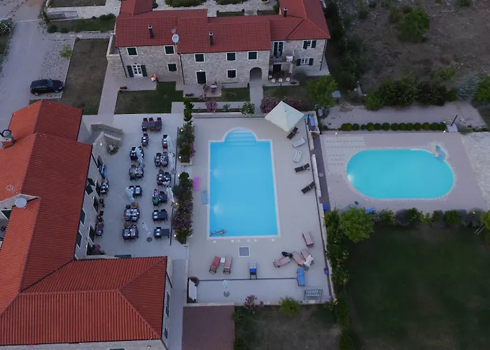 招待所 Pansion Skelin 3*