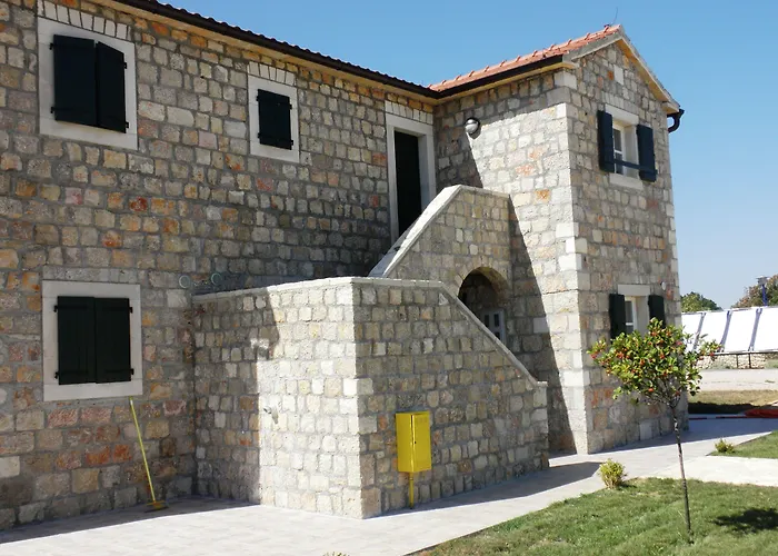 Pansion Skelin בית הארחה Drinovci